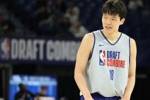 报！！😄著名美媒B/R更新模拟选秀：杨瀚森提升1位升至第42位