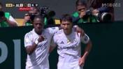 阿隆索时代首球！阿诺德断球后快速出球，罗德里戈助攻贡萨洛破门