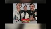 杨毅此前微博被利拉德球迷冲了，在直播间回应：利拉德也有球迷？