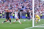 比利时1-0领先美国！拉斯坎助攻，德凯特拉雷将球&ldquo;传&rdquo;进大门